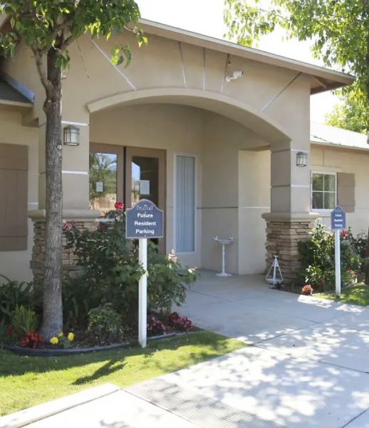 Belcourt Apartments quality living in Bakersfield, CA